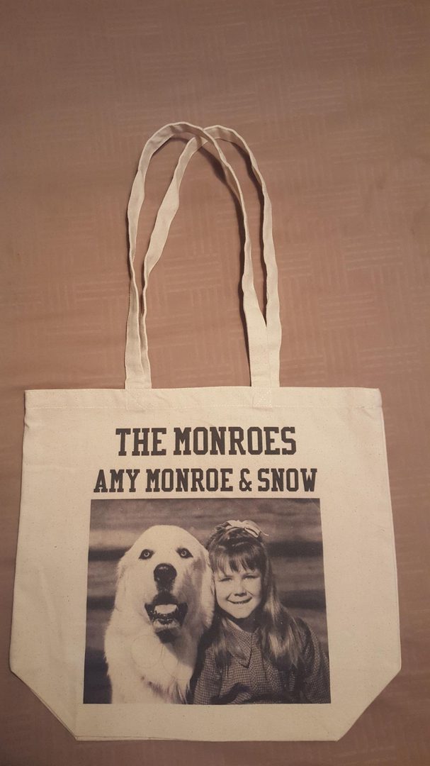 The bag for "The Monroes Amy Monroe & Snow"
